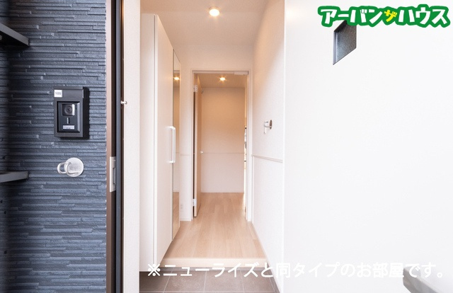 アルバータ セレーノの玄関