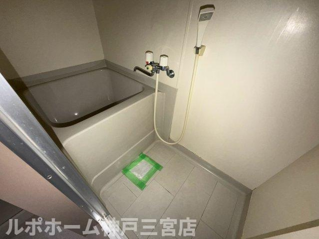 エスポワール諏訪山の浴室