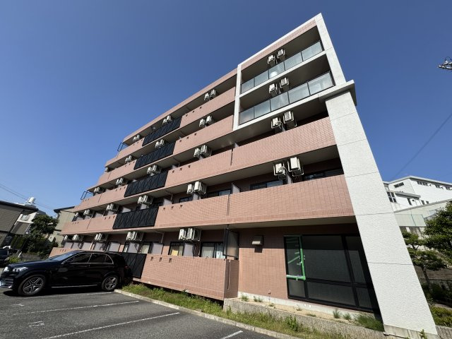 レコルテ千里中央の外観