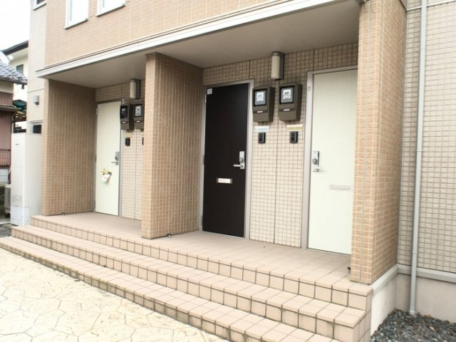 シャルマンピーチ　Aのエントランス