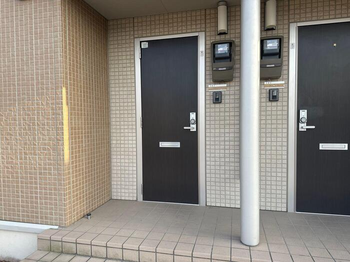 シャルマンピーチ　Bのエントランス