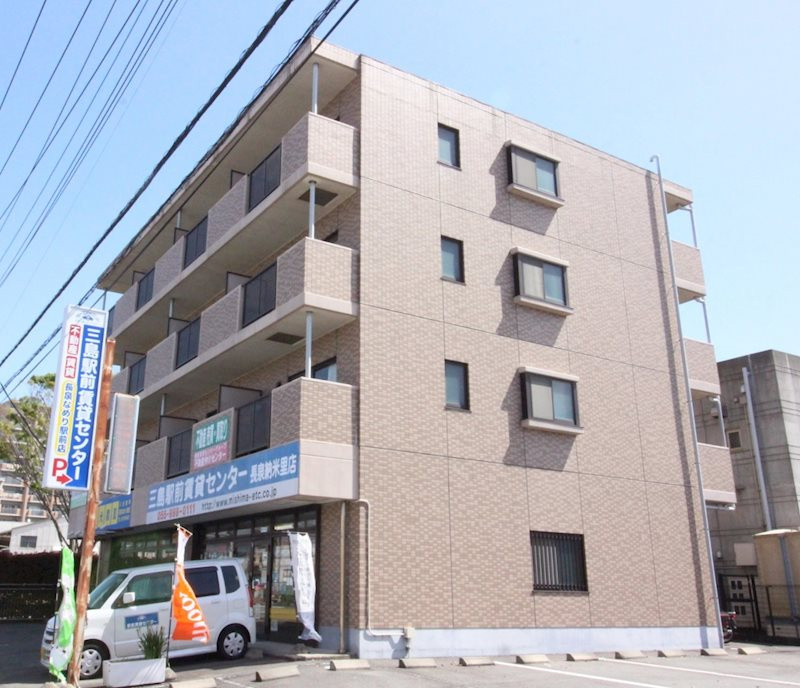アヴェニール長泉の外観