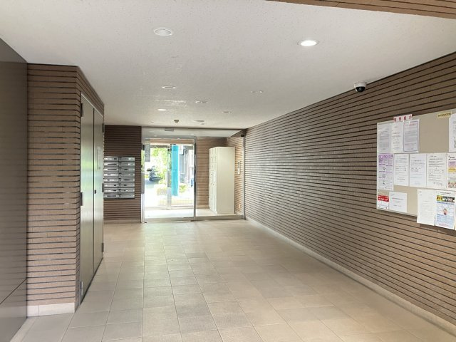ビューネ沼津高島町のエントランス