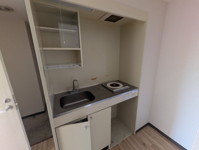 六龍苑岡町のキッチン