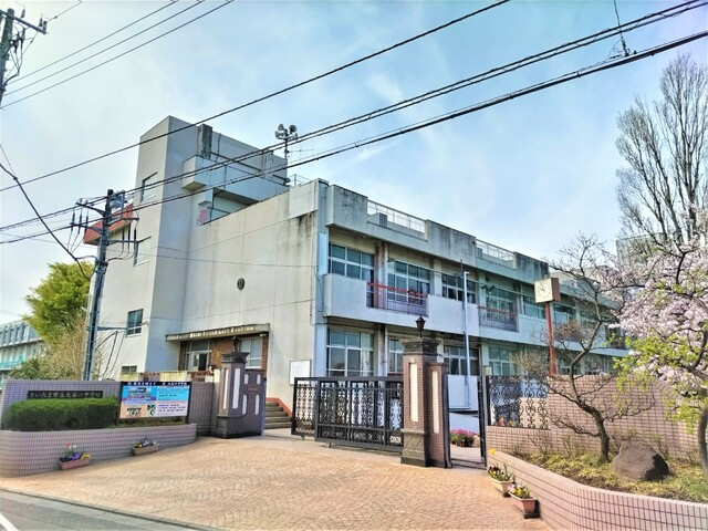 さいたま市立大谷口中学校まで1000ｍ