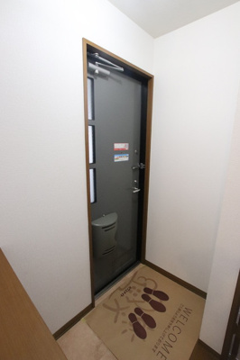 広々とした玄関です