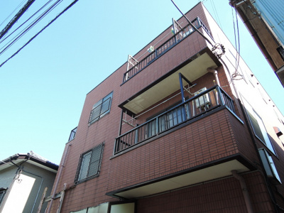 ◆茶色タイル調の外壁が特徴の鉄骨造マンション◆