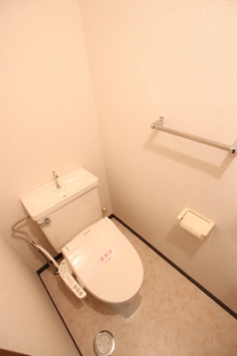 嬉しい温水洗浄便座付き