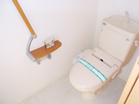 シャーメゾンきびじ Cのトイレ