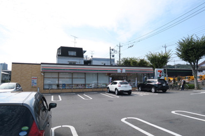 セブン－イレブン 八王子下柚木２丁目店まで350ｍ