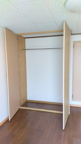 レオパレスシティーＢの内装
