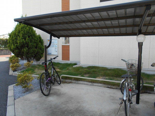 レオネクストウィル柏たなかのその他|屋根付き駐輪場完備