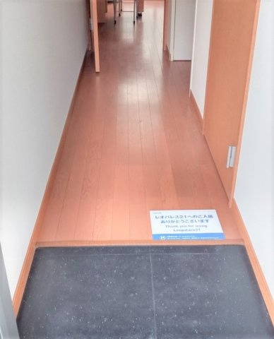 レオパレス静樹の玄関