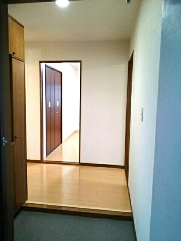 Ｔ．レックスの玄関