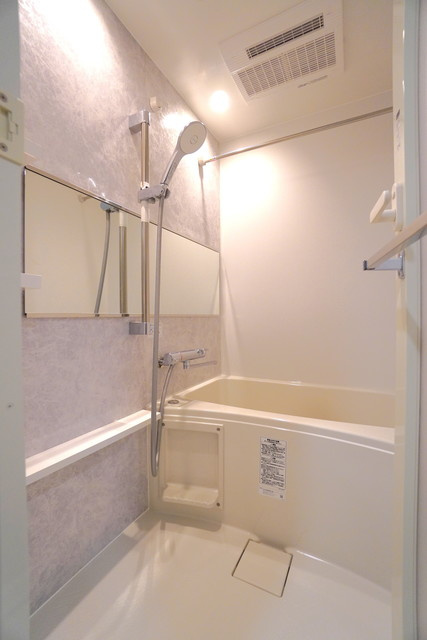 ＣＲＥＡＴＩＦ文京千駄木の浴室|※写真は同タイプ住戸です。