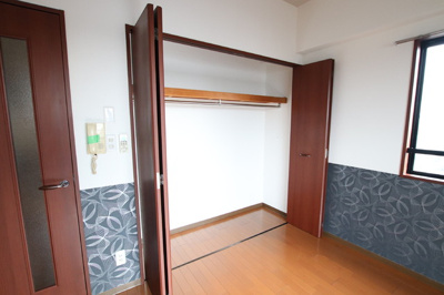 洋室収納（他号室参考写真）