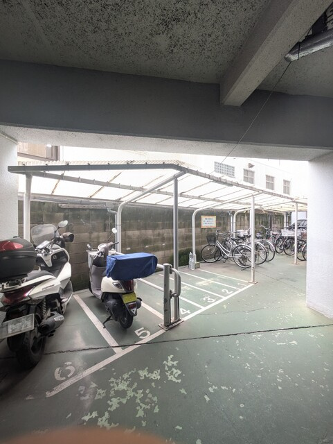 バイク置場