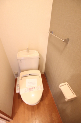 洗浄機能付便座のトイレ