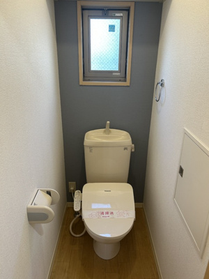温水洗浄機能付きのトイレ♪