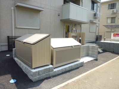 共同ゴミ捨て場