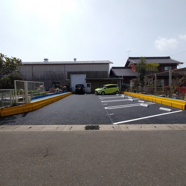 岐阜市今嶺３丁目の駐車場