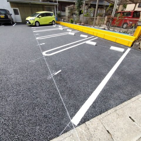 岐阜市今嶺３丁目の駐車場の駐車場