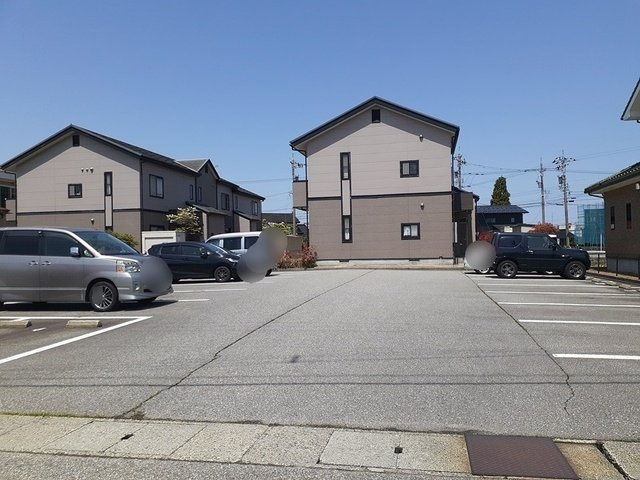 アムールⅡＤの駐車場|駐車スペースもあります