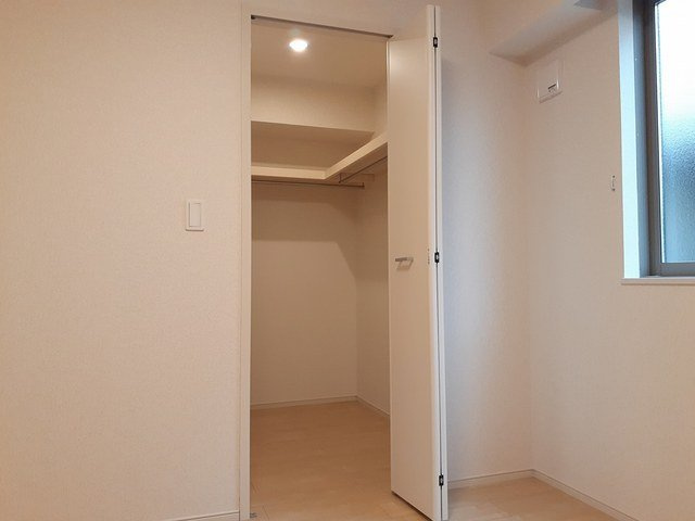 ジェントリー　シーズンⅢの収納|大きなスペースがあり、収納には困りません