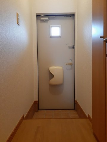 ラネージュⅤ　Ｂ棟の玄関