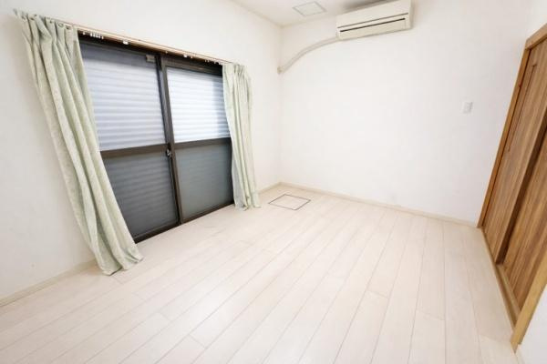 枚方市 長尾宮前 1丁目　中古 一戸建ての洋室