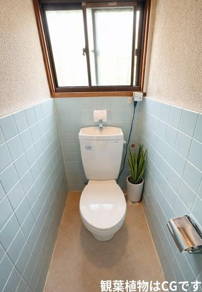 枚方市 長尾宮前 1丁目　中古 一戸建てのトイレ|窓付トイレ