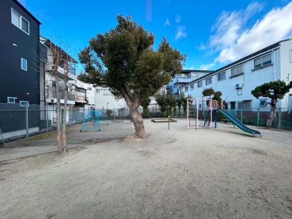 寝屋川市 楠根南町　中古 一戸建ての前面道路含む現地写真|内覧予約お待ちしております。