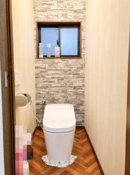 寝屋川市 大成町　中古 一戸建てのトイレ