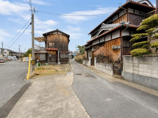 八幡市 八幡広門　古家付き　土地の前面道路含む現地写真
