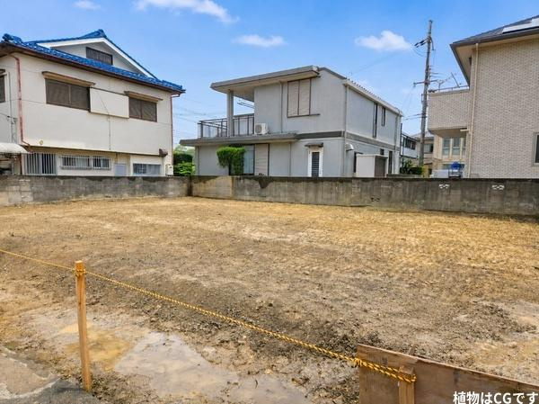 枚方市 長尾西町 ３丁目　１号地　建築条件なし　土地の前面道路含む現地写真