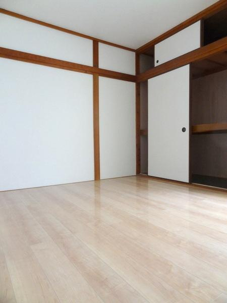 鶴町１丁目貸家の洋室|★嬉しいオールフローリング★