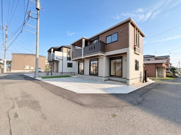 大和市上和田の新築一戸建の前面道路含む現地写真|前面道路と現地写真。