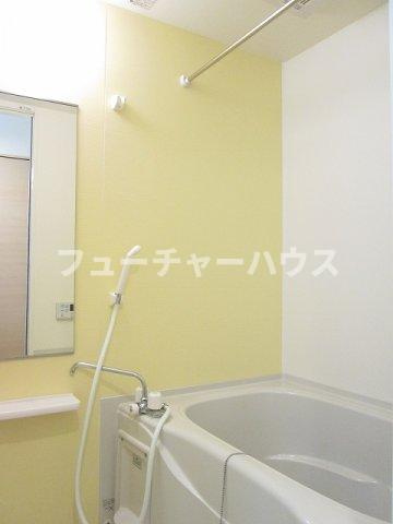カーサ　アバンツァートⅡの浴室|きれいなお風呂です