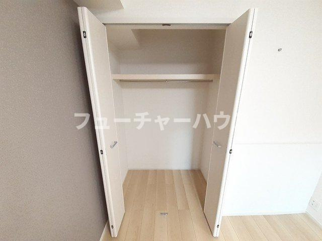 メゾン・ド・ジュネスの収納|たっぷりとした収納スペースです