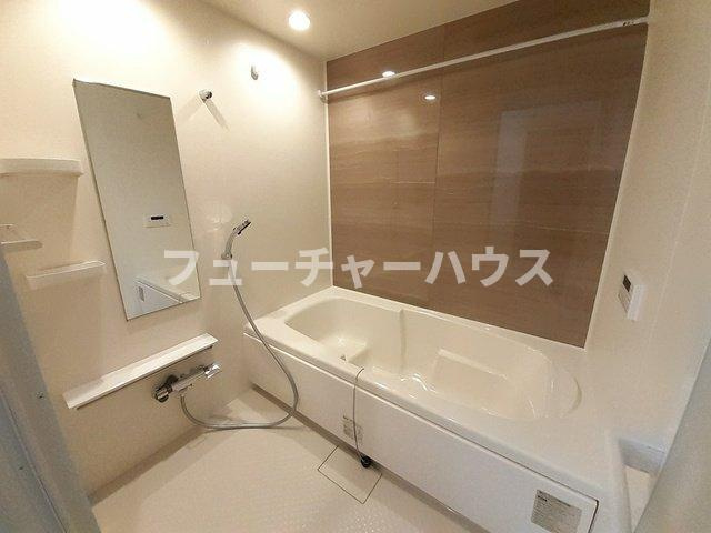 シャルールメゾンＢの浴室|日々の疲れを癒すお風呂付です