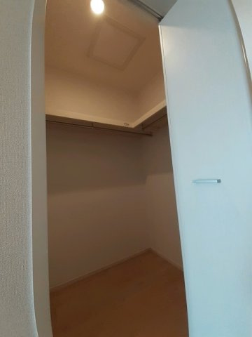 ＮＩＮＡ　館　Ⅰの収納