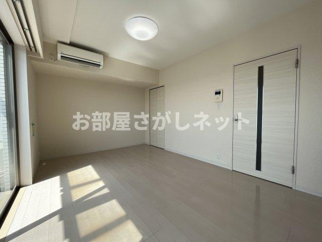 メイクスデザイン平和島【おとり物件なし】#学生・社会人にオススメ！初期費用分割払いOK！の居間・リビング