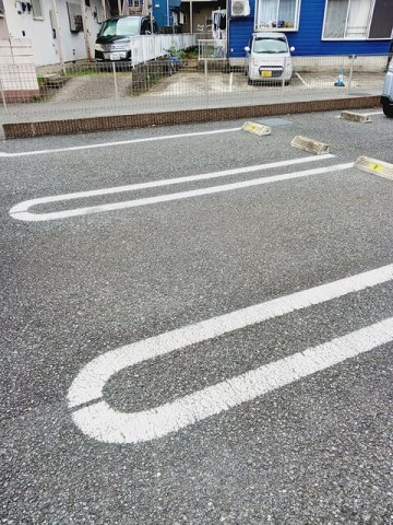 セレーノの駐車場