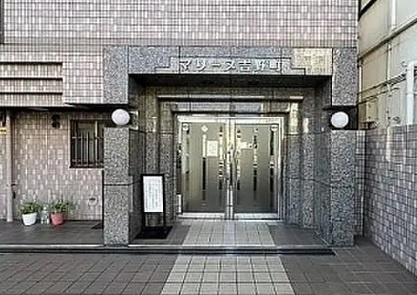 【エントランス】 | マリーヌ吉野町