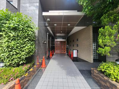 古西町446のエントランス