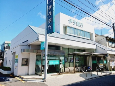 【周辺】 | ガーデンＫＯＳＡＫＡ | 伊予銀行立花支店様まで850m