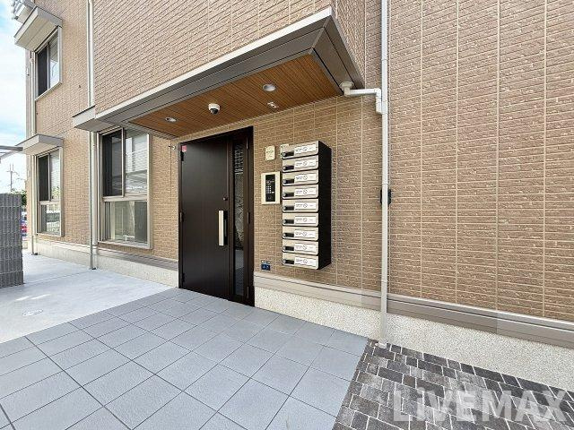 【エントランス】エレナ本山