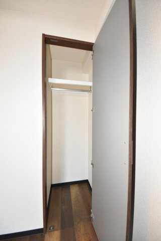 ブリリアントジュネス本町の収納