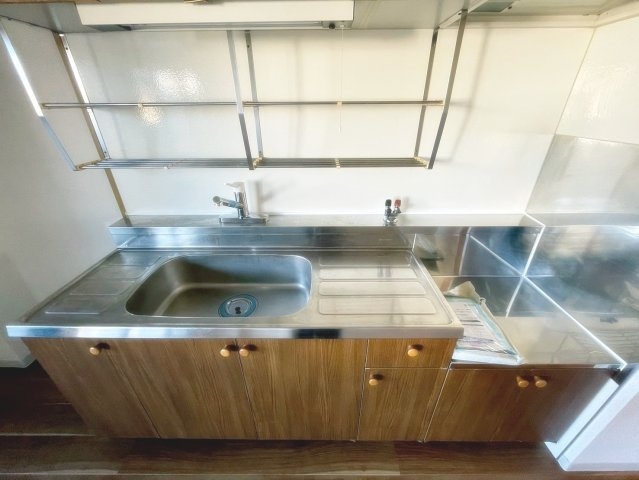 宝塚市山本東３丁目の賃貸マンションのキッチン|キッチンでお料理をお楽しみください