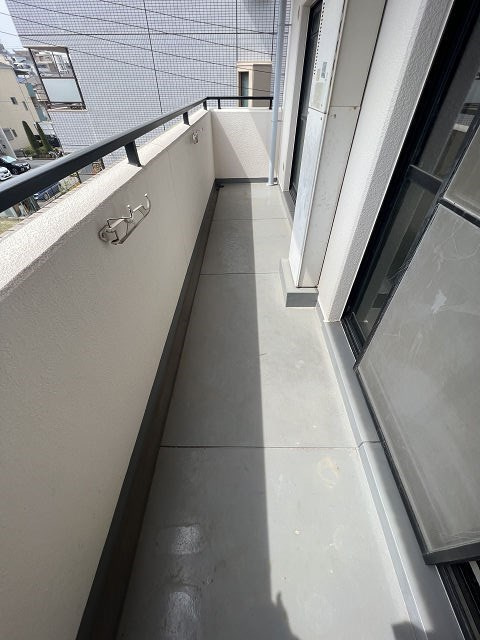 シャトル瑞穂のバルコニー